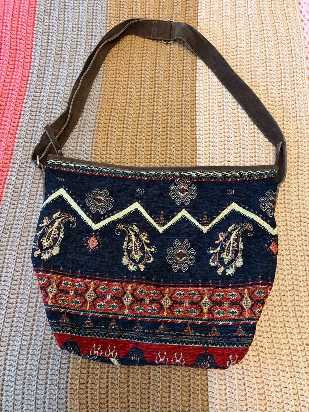 Coldwater Creek Bohemian Patterned Crossbody/Shoulder Bag in Navy and Red